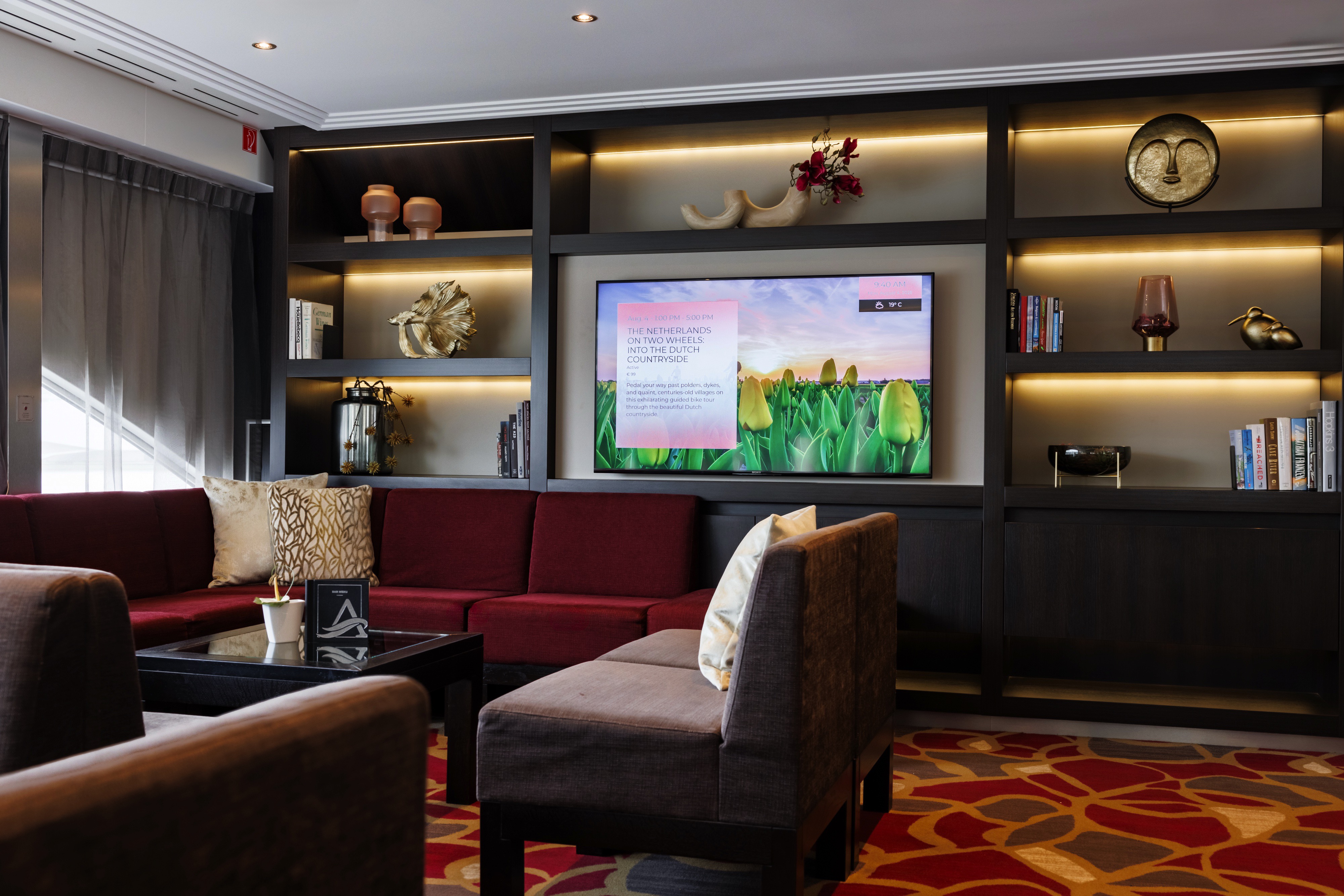 Avalon Imagery II - Panorama Lounge